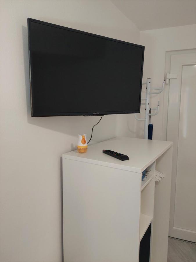 פיראן Studio Cebelica מראה חיצוני תמונה